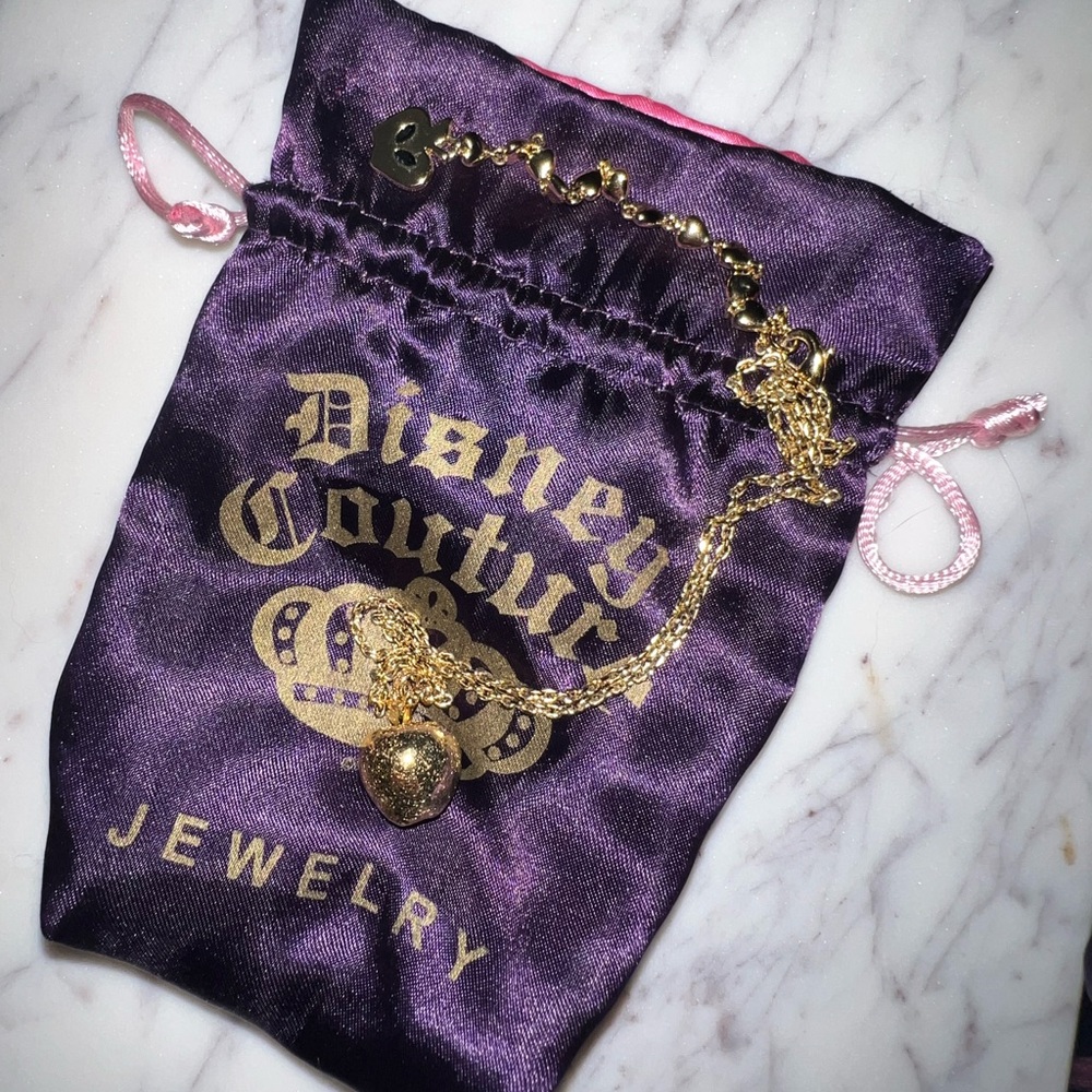 Snow White Gold Poison Apple Necklace 🍎 Disney Couture